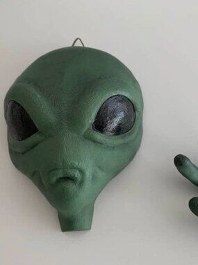 Cute Alien Head and Left -Hand Decor Art (3D Printed) Alien, Area 51, UFO, SPACE